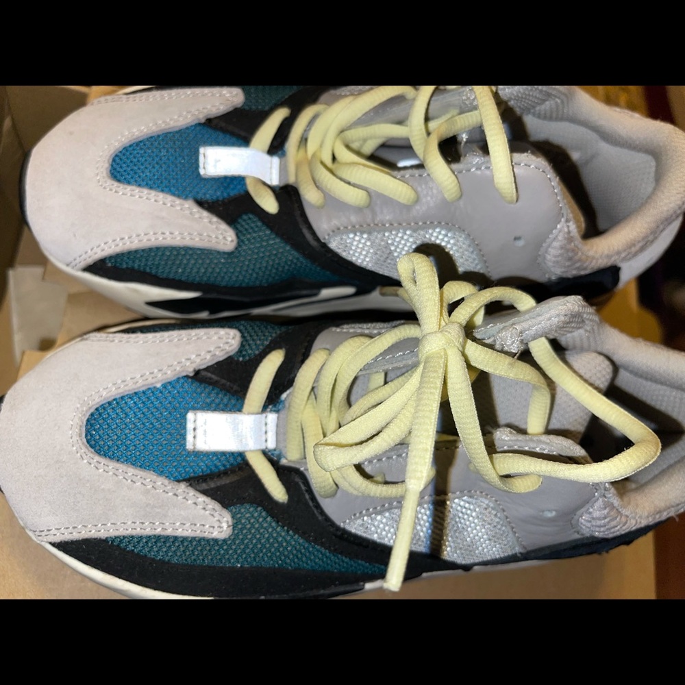 Yeezy BOOST 700 size 6.5